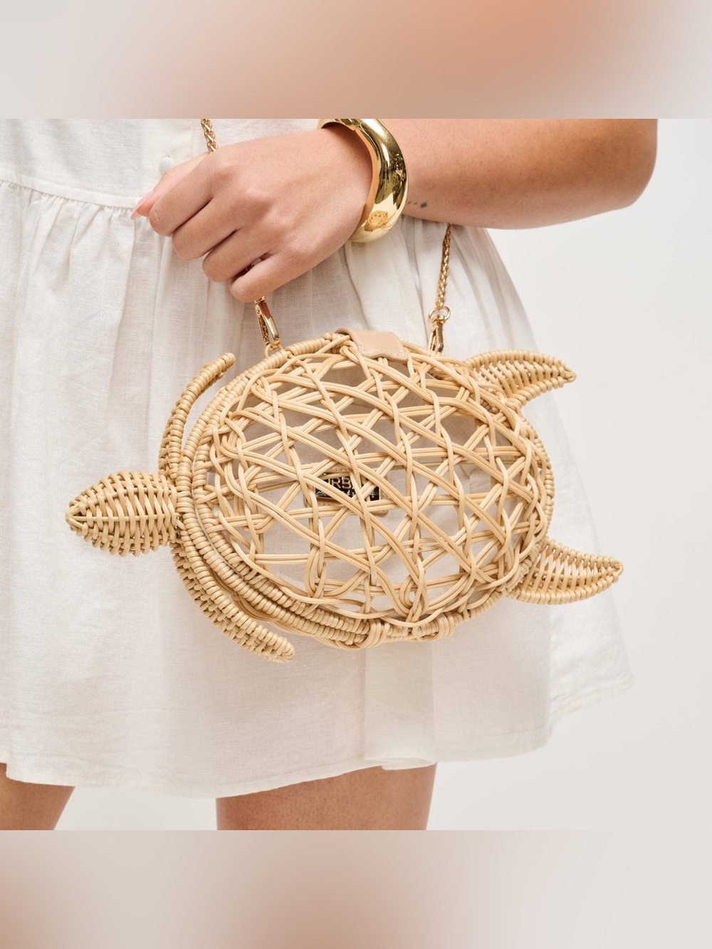 Leilani Turtle Shaped Rattan Crossbody🐢